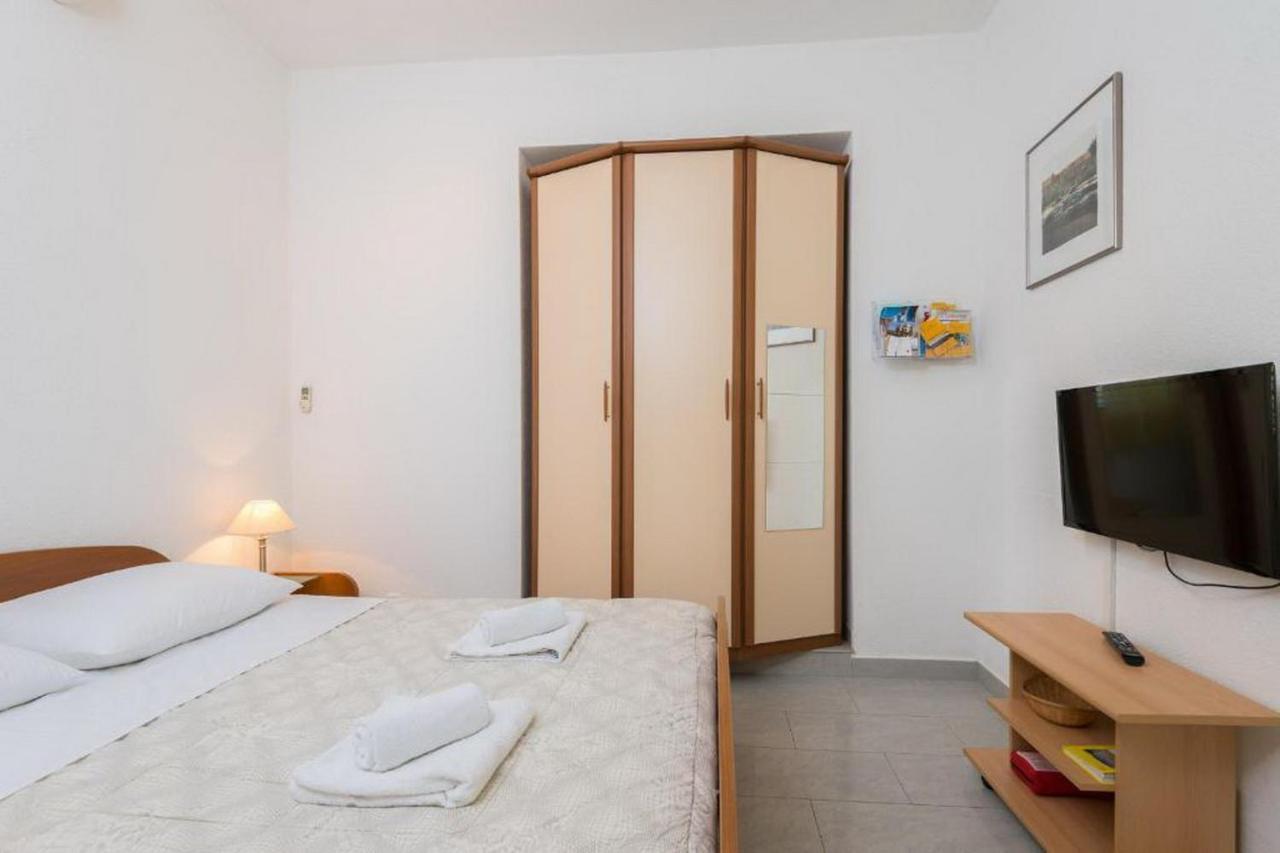 Apartments Maestral Оребич Экстерьер фото