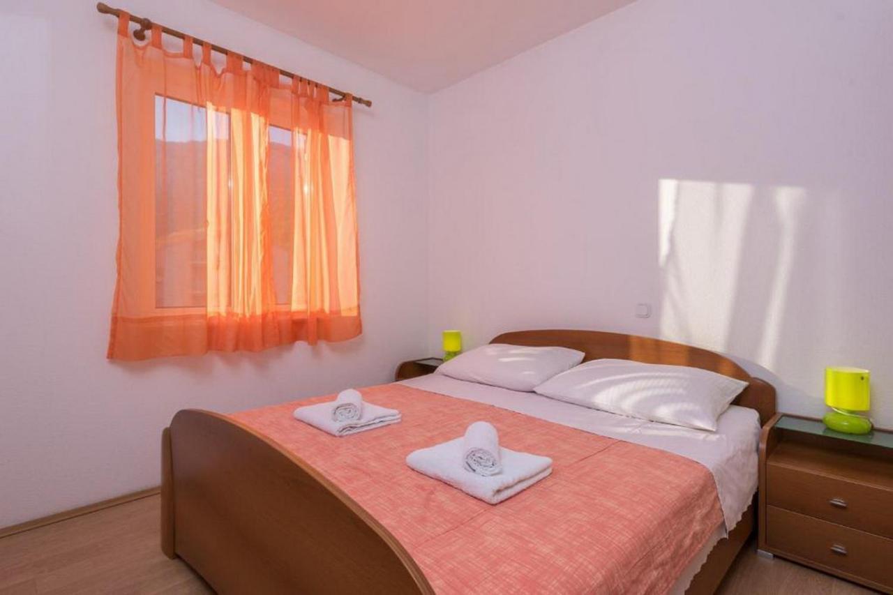 Apartments Maestral Оребич Экстерьер фото